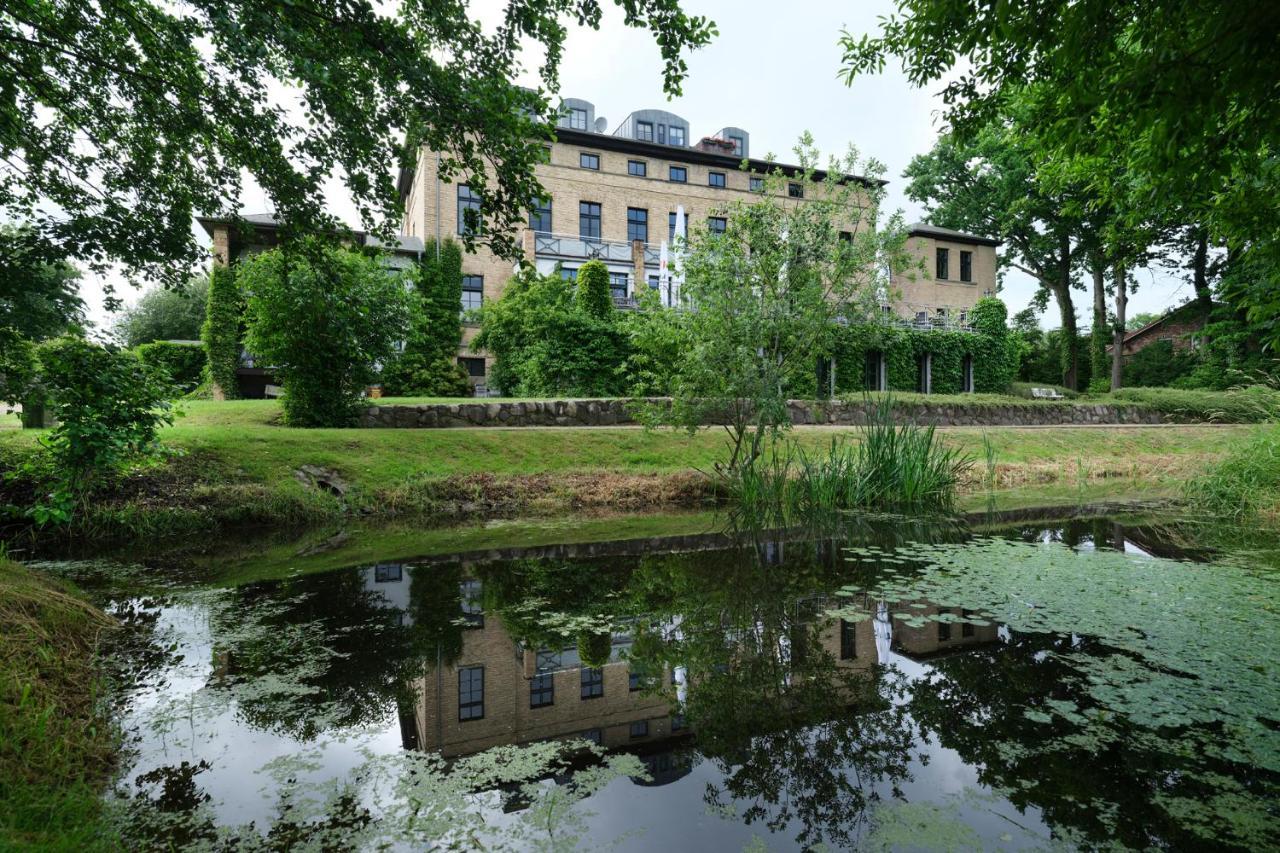 Gutshaus Redewisch Hotel & Restaurant บอลเทินฮาเกิน ภายนอก รูปภาพ