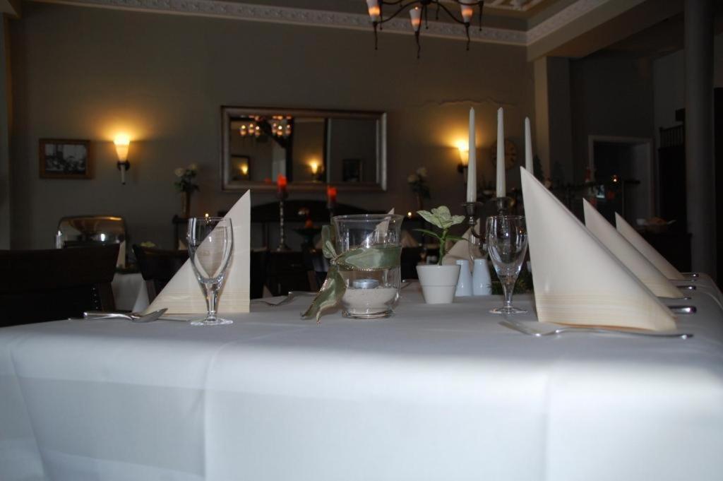 Gutshaus Redewisch Hotel & Restaurant บอลเทินฮาเกิน ภายนอก รูปภาพ